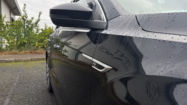 Volkswagen T-Roc 2.0 TSI 4MOTION R-Line 5dr DSG Petrol Hatchback